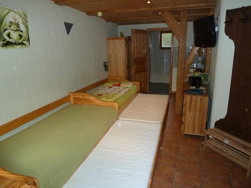 Gaestezimmer Am Maerchenbrunnen Дрезден Екстериор снимка