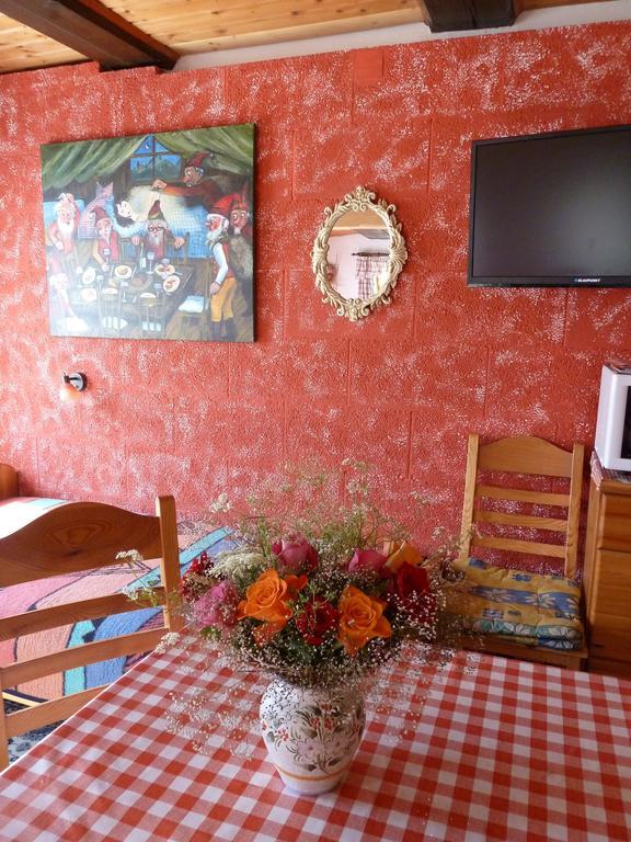 Gaestezimmer Am Maerchenbrunnen Дрезден Екстериор снимка