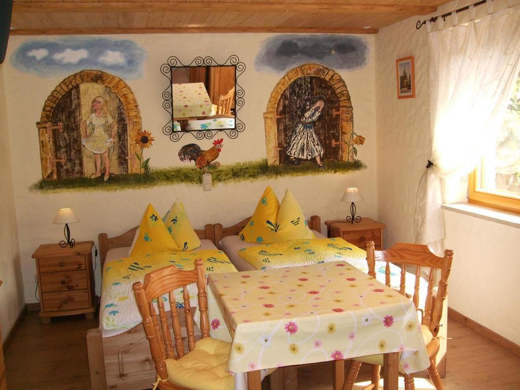Gaestezimmer Am Maerchenbrunnen Дрезден Стая снимка