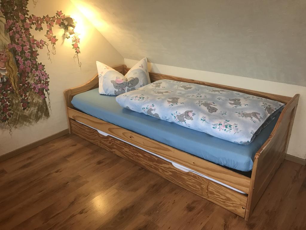 Gaestezimmer Am Maerchenbrunnen Дрезден Екстериор снимка